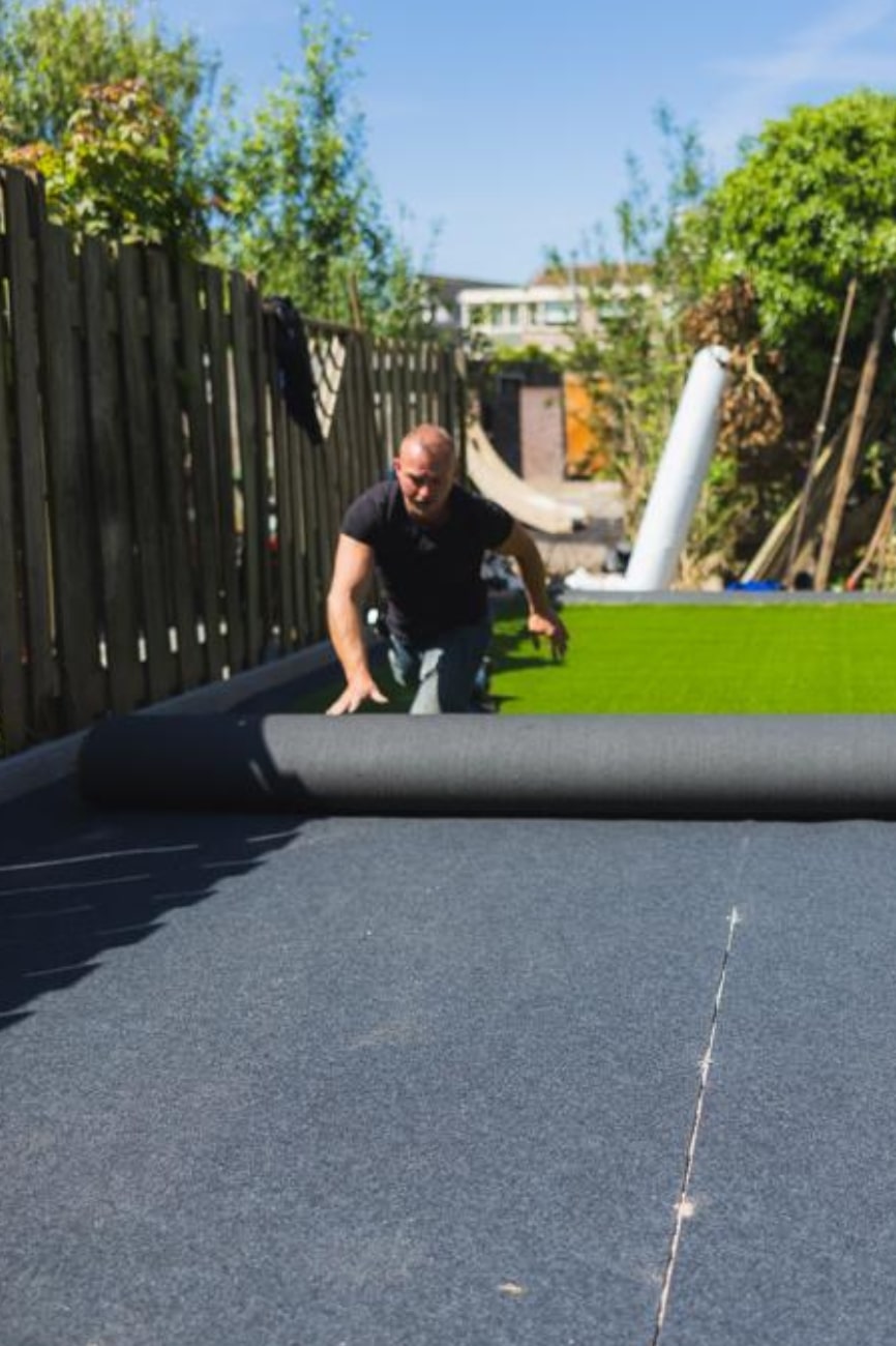 Drukverdeeldoek onder kunstgras