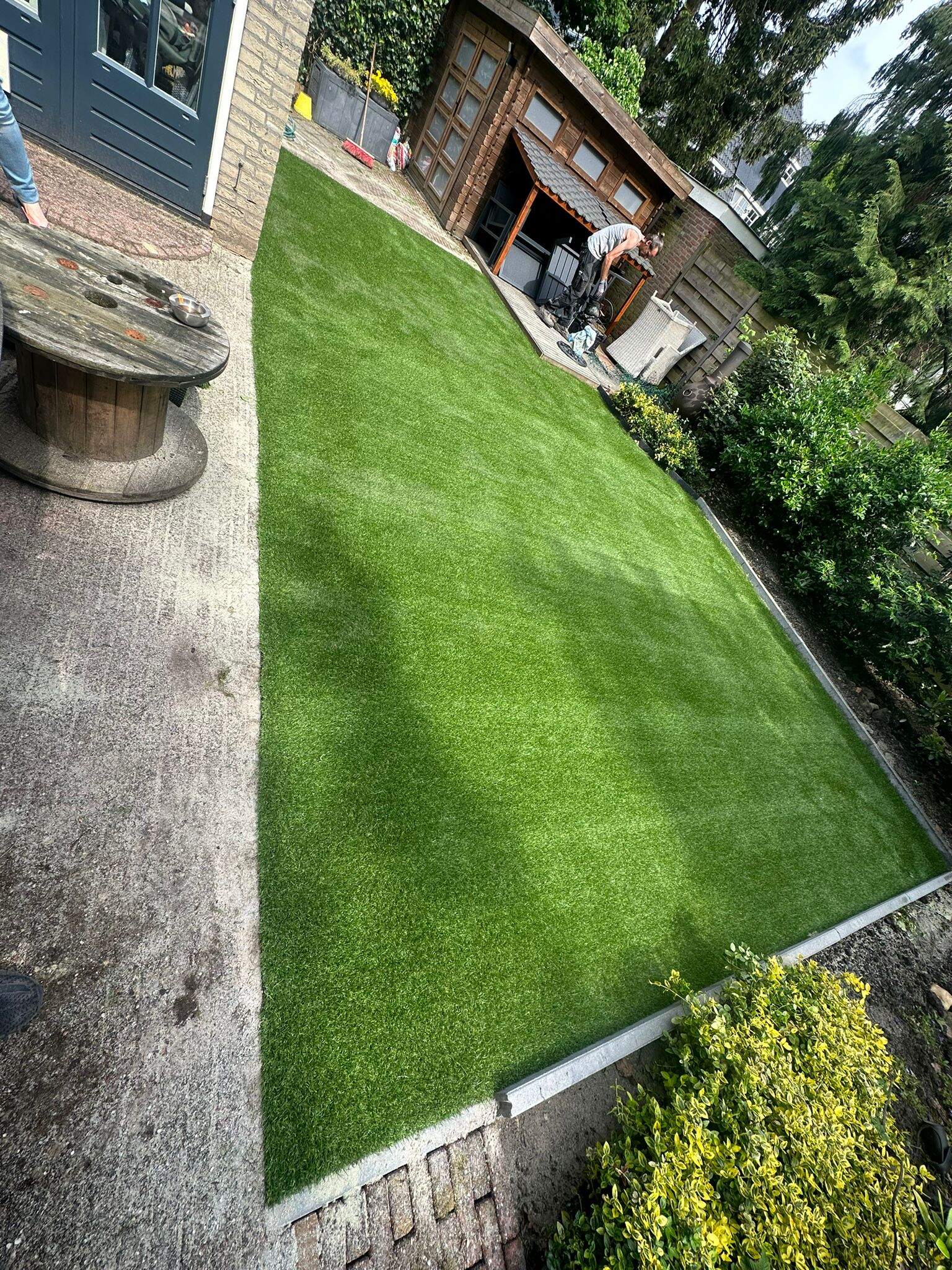 kunstgras in de achtertuin bij een woning in Zeist